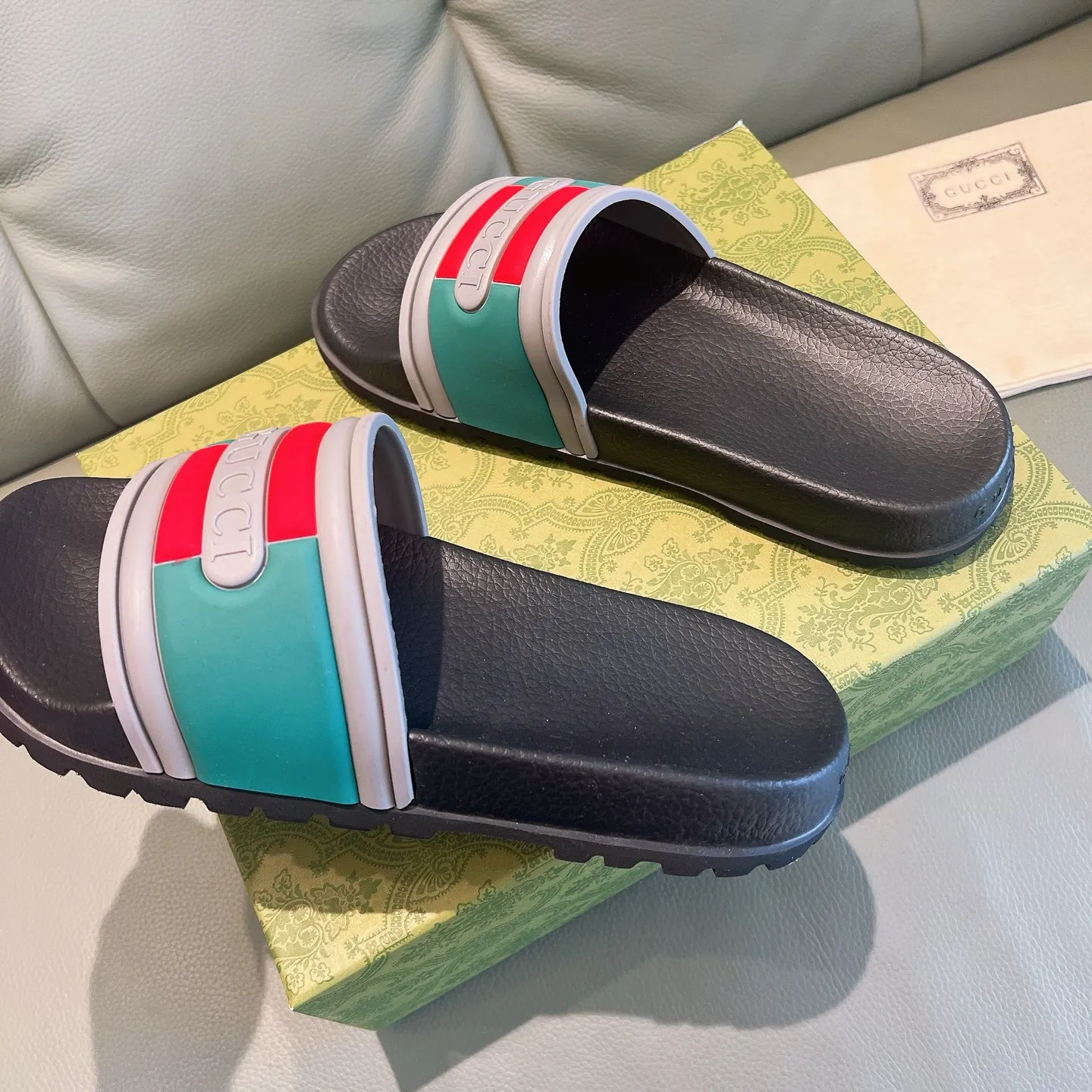 Men's Men's Shoes 130🐮🐮Gucci Gucci Slippers Gucci 2024 latest beach sandals slippers Original molding double G LOGO Original molding consistent Outsole: Men's Men's Shoes u double-layer outsole Size: 35-46